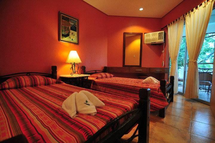 Palmas Del Mar Hotel Bacolod Bagian luar foto