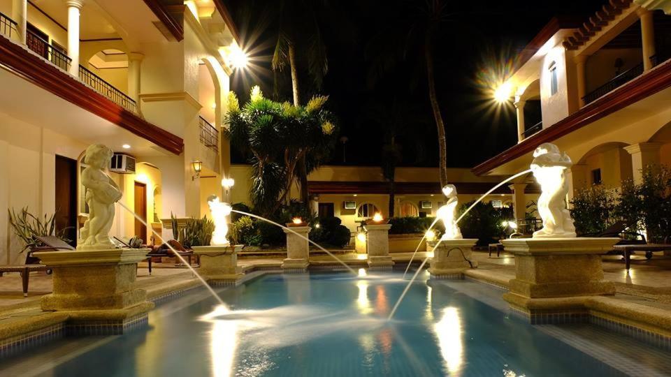 Palmas Del Mar Hotel Bacolod Bagian luar foto