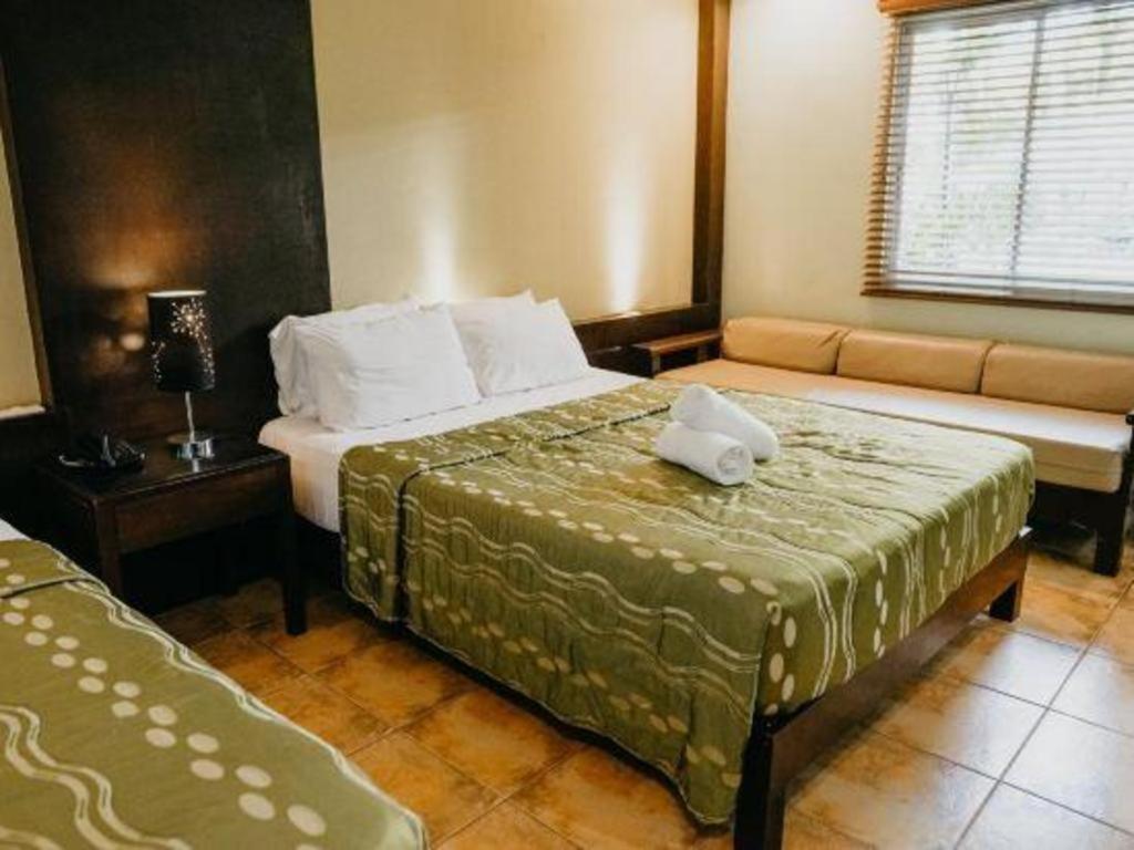Palmas Del Mar Hotel Bacolod Bagian luar foto
